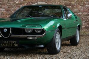 Image 19/50 of Alfa Romeo Montreal (1973)