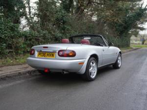 Afbeelding 6/23 van Mazda MX-5 1.8 (1997)