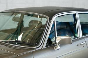 Bild 9/50 von Jaguar XJ 6 L 4.2 (1975)