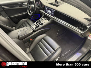 Image 15/15 of Porsche Panamera Turbo (2017)