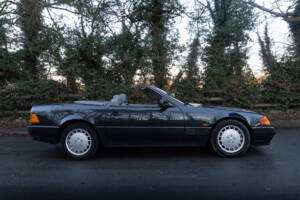 Imagen 7/15 de Mercedes-Benz 500 SL (1991)