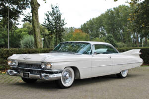 Afbeelding 15/22 van Cadillac Coupe DeVille (1959)