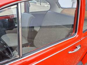 Immagine 14/33 di Volkswagen Beetle 1200 L (1980)