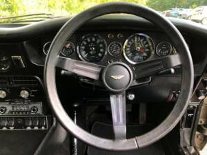 Immagine 35/42 di Aston Martin Vantage (1973)