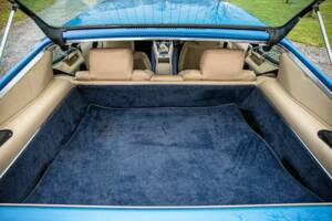 Image 22/42 of Lamborghini Espada 400 GT (1975)