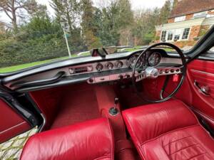 Image 21/28 of Volvo 1800 S (1965)