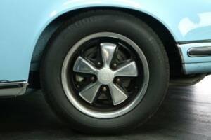 Bild 47/49 von Porsche 911 2.4 E (1972)