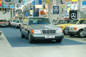 Bild 7/50 von Mercedes-Benz 300 SE (1992)