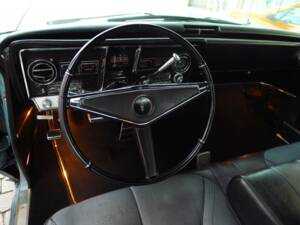 Image 10/15 of Oldsmobile Toronado (1967)