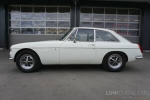 Image 4/54 de MG MGB GT (1974)