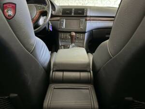 Imagen 49/78 de ALPINA B3 S (2005)