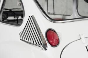 Image 12/48 of Subaru 360 (1970)