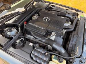 Bild 28/29 von Mercedes-Benz 500 SL (1992)