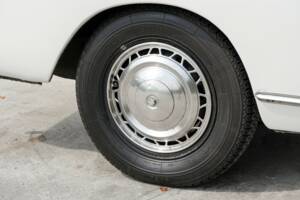 Imagen 31/36 de Peugeot 404 Injection (1967)