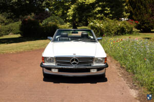 Image 7/85 of Mercedes-Benz 560 SL (1986)