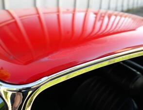 Immagine 22/39 di Jaguar E-Type V12 (2+2) (1973)