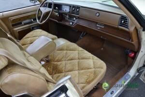 Immagine 23/50 di Buick Electra 225 Hardtop (1976)