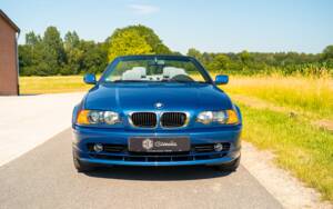 Image 11/31 of BMW 325Ci (2001)