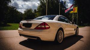Bild 11/25 von Mercedes-Benz SL 550 (USA) (2007)