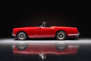 Image 2/14 de Ferrari 250 GT Cabriolet Pininfarina (1961)
