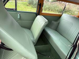 Image 9/26 of Morris Minor 1000 Traveller (1971)