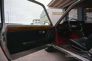 Bild 33/66 von FIAT 130 Coupé (1972)