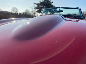 Image 25/62 of Jaguar E-Type (1969)