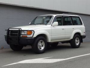 Bild 2/97 von Toyota Land Cruiser FJ80 (1992)