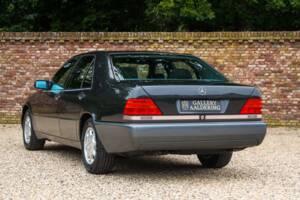 Bild 2/50 von Mercedes-Benz 400 SE (1991)