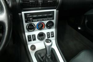 Image 15/30 of BMW Z3 2.2i (2002)