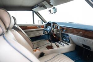 Bild 17/33 von Aston Martin V8 Vantage Volante (1987)