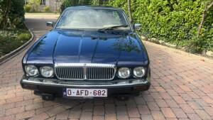 Afbeelding 3/8 van Daimler XJ 6 4.0 (1992)
