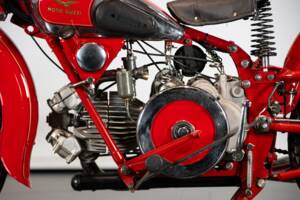 Imagen 38/50 de Moto Guzzi DUMMY (1952)
