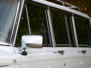 Image 41/50 of Jeep Wagoneer Brougham (1982)