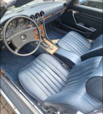 Afbeelding 2/8 van Mercedes-Benz 380 SL (1981)