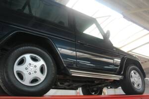 Immagine 8/50 di Mercedes-Benz G 320 (SWB) (1996)