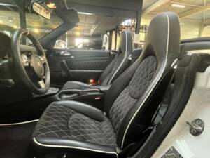 Bild 46/50 von Porsche 911 Carrera 4 (2007)
