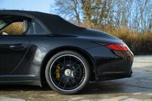 Image 28/50 of Porsche 911 Carrera GTS (2011)