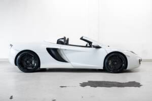 Bild 5/33 von McLaren 12C Spider (2013)