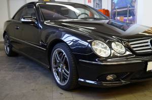 Image 2/22 de Mercedes-Benz CL 65 AMG (2005)