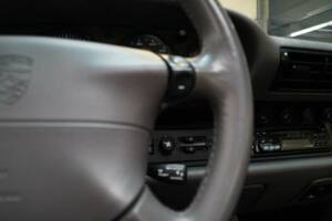 Image 16/50 de Porsche 911 Carrera (1995)