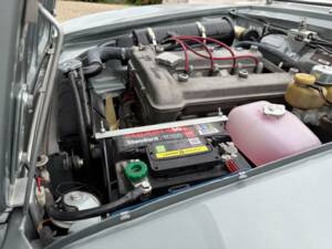 Image 14/53 of Alfa Romeo 1750 GT Veloce (1971)