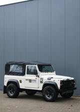 Bild 4/39 von Land Rover 90 (1989)