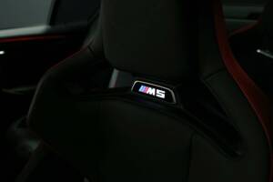 Image 16/50 of BMW M5 xDrive (2022)