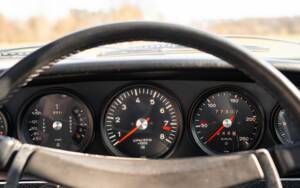 Image 39/47 de Porsche 911 2.2 S (1970)