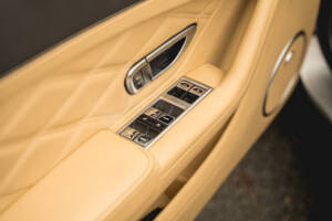 Bild 43/54 von Bentley Continental GT (2011)