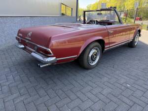 Image 6/50 of Mercedes-Benz 230 SL (1966)