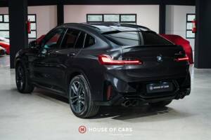 Image 9/24 of BMW X4 M (2022)