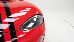 Image 11/15 of Chrysler Viper RT/10 (1994)