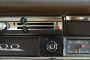 Bild 42/50 von Mercedes-Benz 200 (1966)